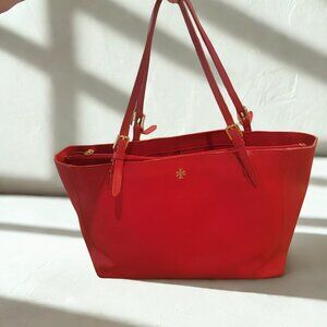 Tory Burch York Buckle Tote - Red Saffiano Leather